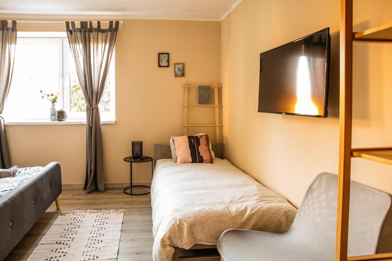 K-House Hotel Lipótszentmiklós Kültér fotó