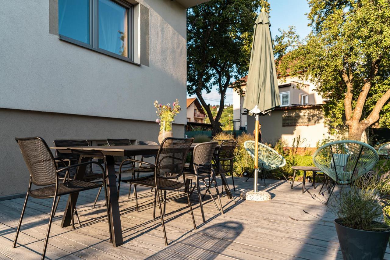 K-House Hotel Lipótszentmiklós Kültér fotó