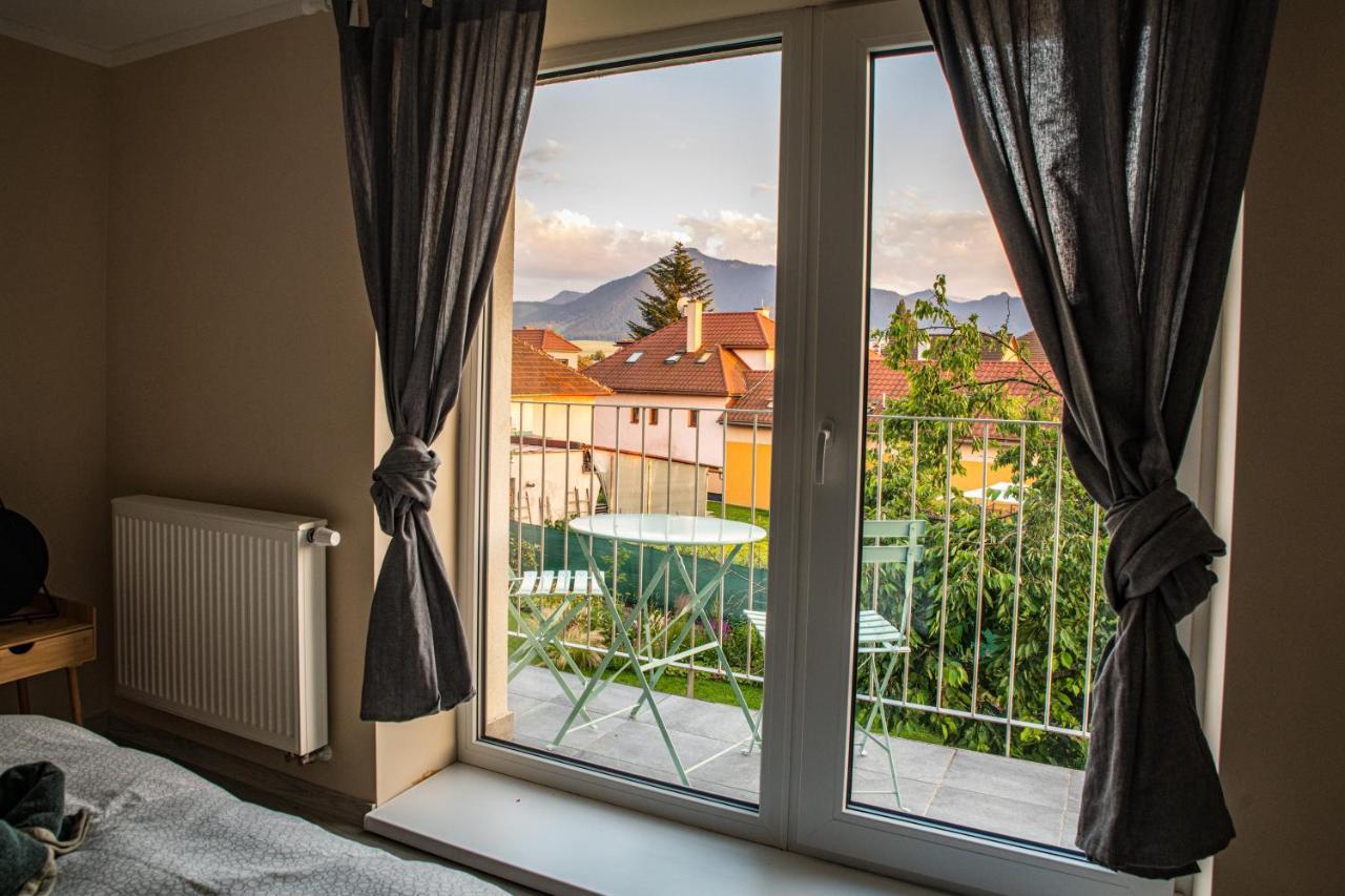 K-House Hotel Lipótszentmiklós Kültér fotó